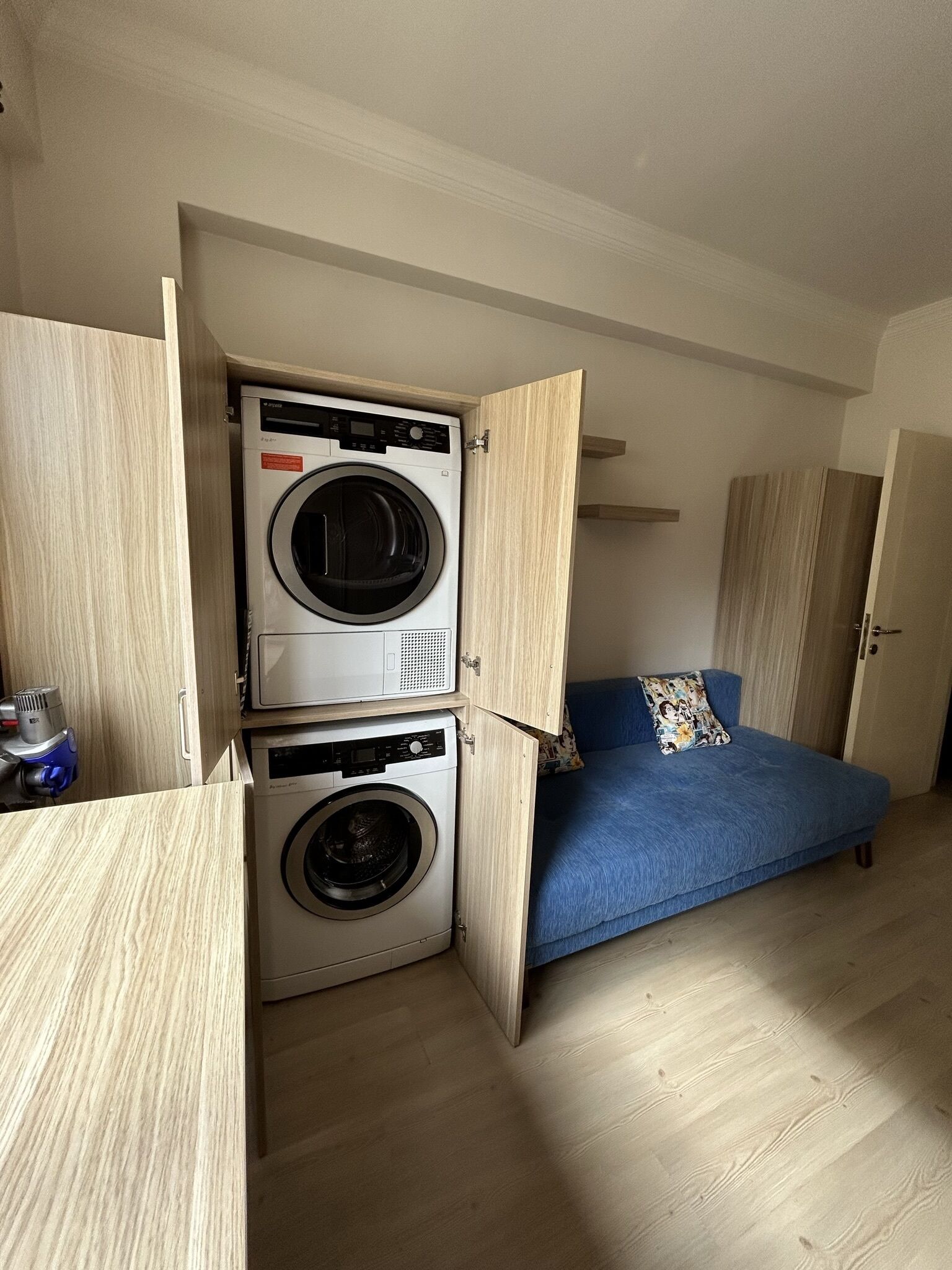 Cosy Apartment At Downtown Kyrenia With Pool - Girne