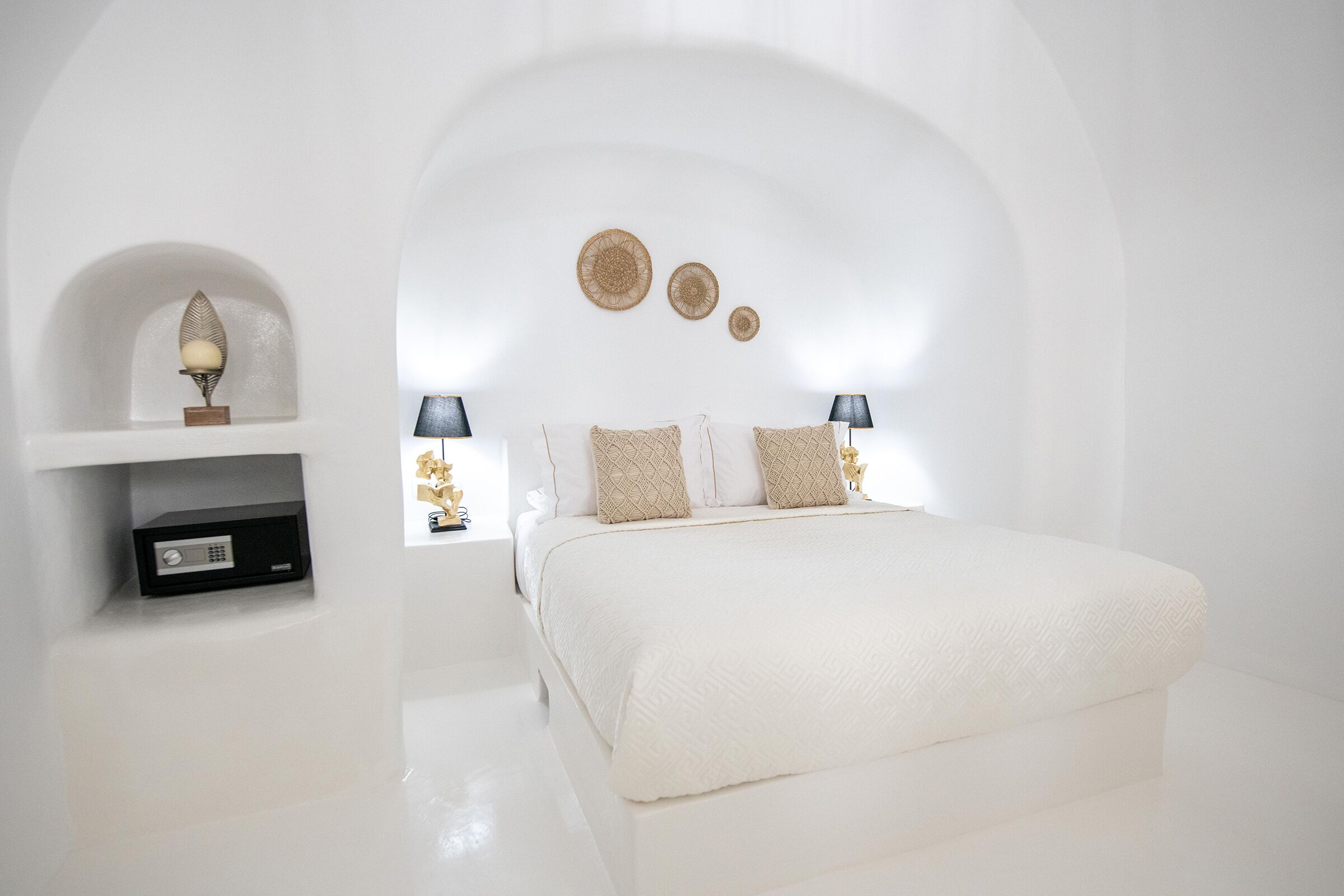 Luxury Villa, 2 Bedrooms, Hot Tub, Sea View | 2 bedrooms, in-room safe, individually decorated, individually furnished