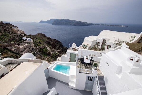 View from property - Ambi Villas Santorini (Santorini)