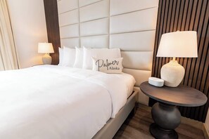 3 makuuhuonetta, silitysrauta/-lauta, vauvan matkasänky, Wi-Fi