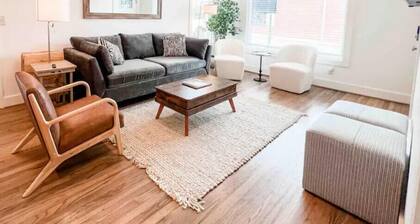 Adorable Newly remodeled Condo in Homewood AL