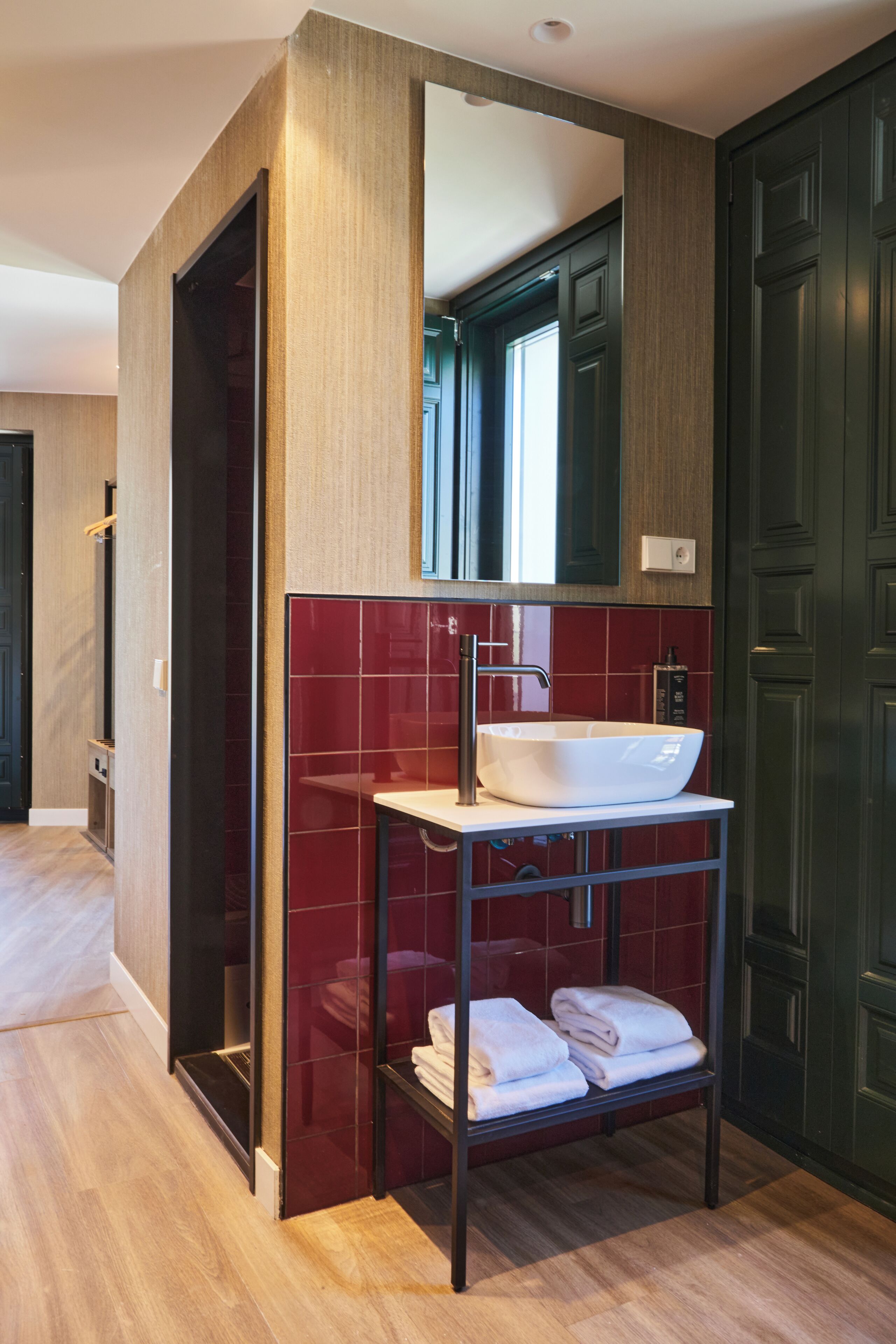 Photo - LATROUPE Prado