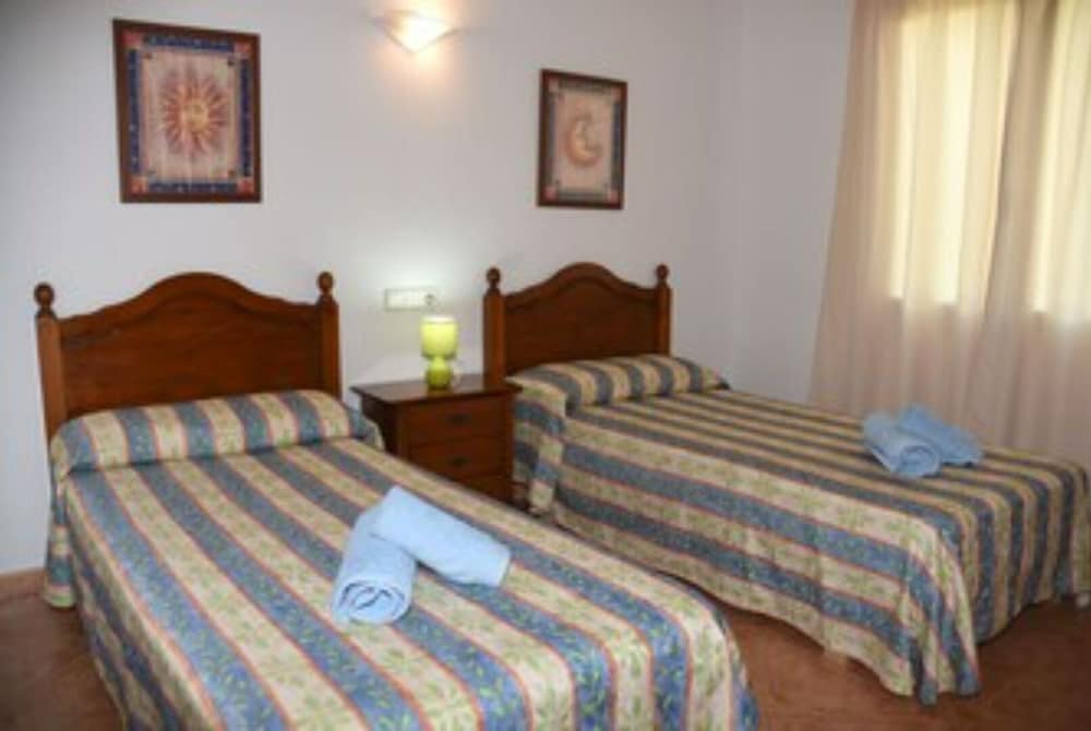 Villa Individual Con Piscina Privada Y Jardín Privado. - Menorca
