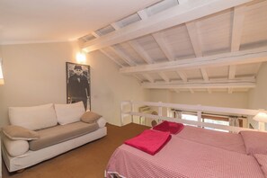 2 bedrooms, iron/ironing board, bed sheets - Rotondo Residence 67 1.5km From The Beach (Olbia)