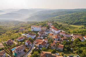 Exterior - Lovely Casa Lampadina with Private Pool and Garden (Vizinada)