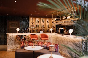 Bar (on property) - The Tempus at Charlton Hall Estate (Chathill)