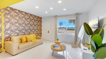 Televisio, työhuone