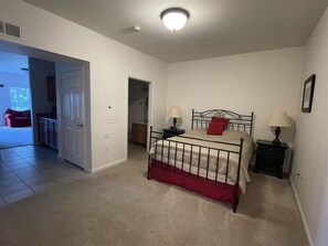 1 habitación, wifi y ropa de cama