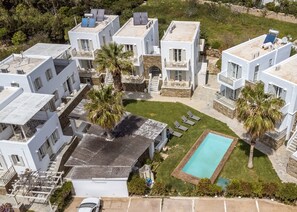 Exterior - Apartment In A Hotel 'Ninemia Suites Tinos Grand 205' with Sea View, Wi-Fi and Air Conditioning (tinos)