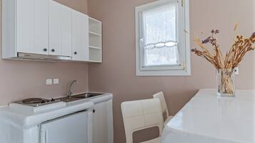 Réfrigérateur, plaque de cuisson