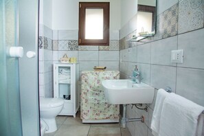 Familienstudio, Meerseite (Selene Home 200m from sea) | Badezimmer