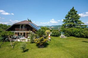 Exterior - Villa near the lake, with mountain views, private pool and Wi-Fi (Étercy)