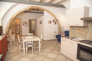 Appartement Familial, plusieurs chambres, vue mer (Tiche Home 200m From Sea) | Cuisine privée