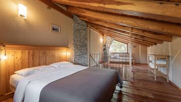 1 chambre, fer et planche Ă repasser, Wi-Fi gratuit, draps fournis