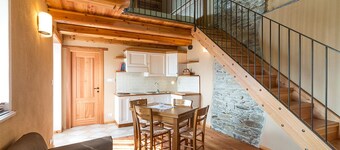 Chalet 'Civico 9' with Mountain View, Shared Garden and Wi-Fi