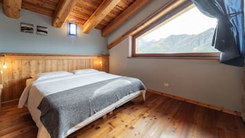 1 chambre, fer et planche Ă repasser, Wi-Fi gratuit, draps fournis