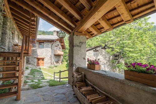 Chalet 'Civico 7' mit Bergblick, Gemeinschaftsterrasse und WLAN