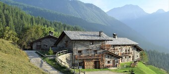 Chalet 'Civico 7' with Mountain View, Shared Terrace and Wi-Fi