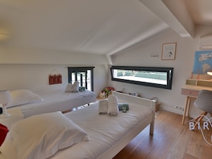 4 sovrum, strykjÀrn/strykbrÀda, wi-fi och sÀngklÀder