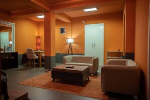 Apartment, Multiple Beds | Interior