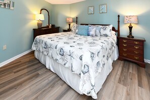 2 bedrooms, iron/ironing board, Internet