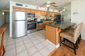 Fridge, microwave, oven, stovetop