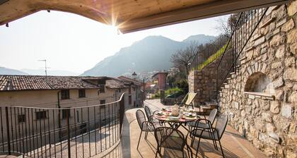Casa Angiolina Lake & Mountain View