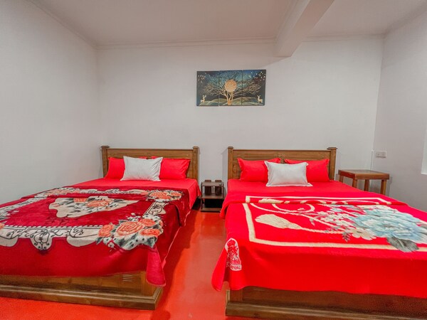 Royal Guest Inn - Nuwara Eliya