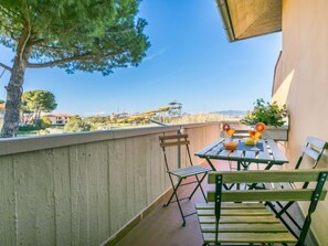 Outdoor dining - Appartamento La Cecinese by Interhome (Cecina)