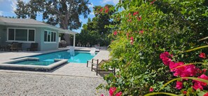 Piscine extérieure, piscine chauffée