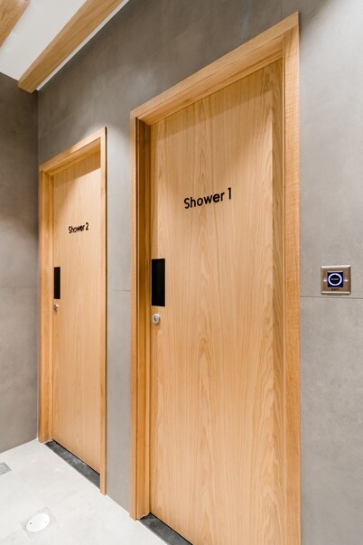 Sleepover Doha North Node, Gate C30