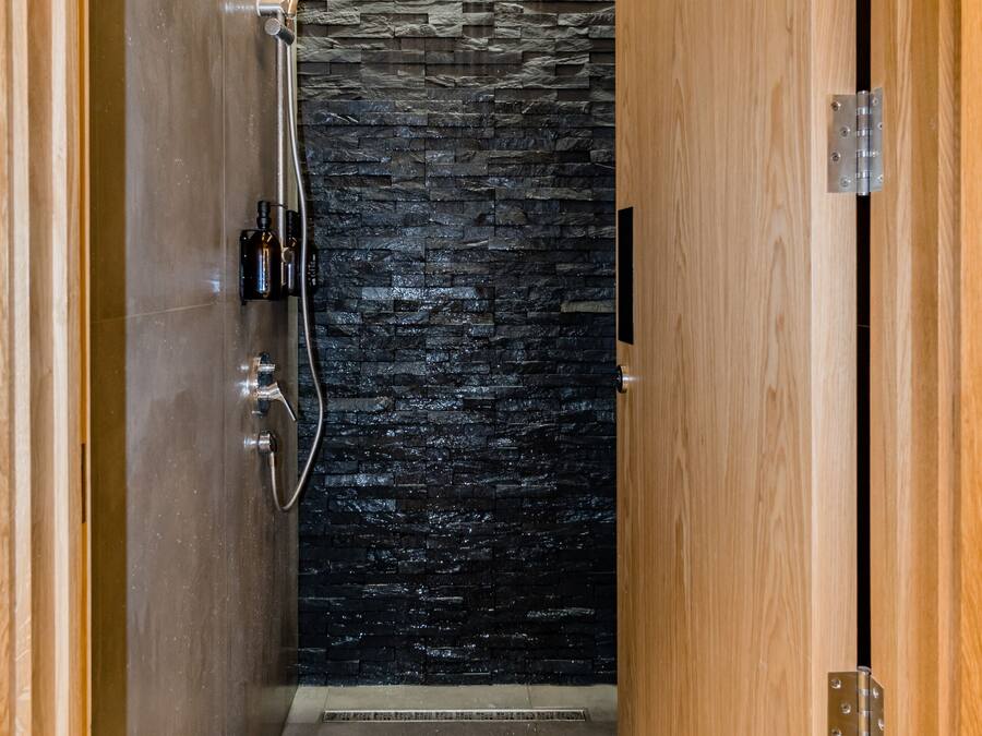 Douche de la salle de bain
