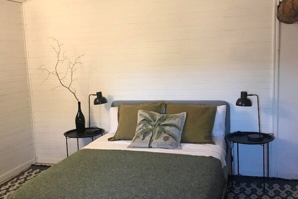 2 Schlafzimmer, Schreibtisch, Bügeleisen/Bügelbrett, kostenloses WLAN