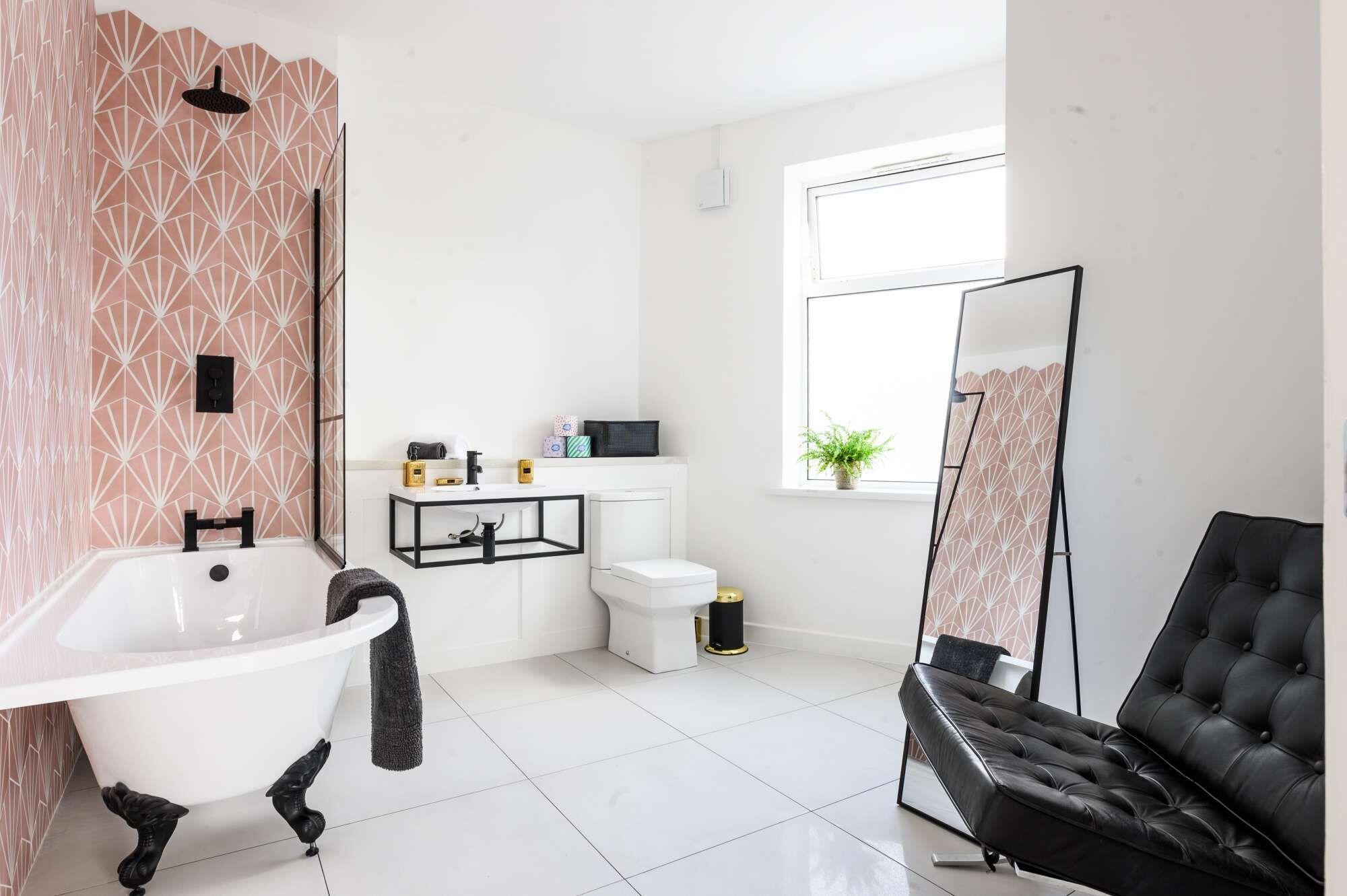 Hair dryer, towels