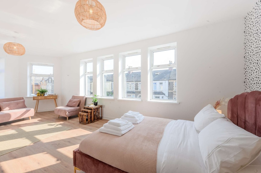 Stylish En-suite Boutique Apartment 8min To Centre For 5 - Cardiff