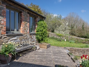 Cottage | Property grounds