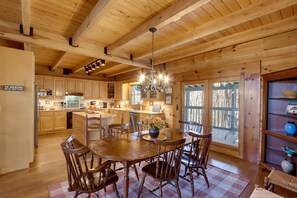 Dining - Family-Friendly Jasper Cabin with Deck! (Jasper)
