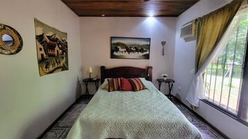 Superior Apartment | 1 bedroom, free WiFi, bed sheets, wheelchair access