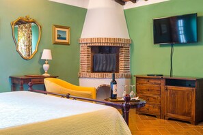 Premium-Apartment | Minibar, kostenloses WLAN, Bettwäsche