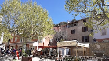 Ristorazione all'aperto