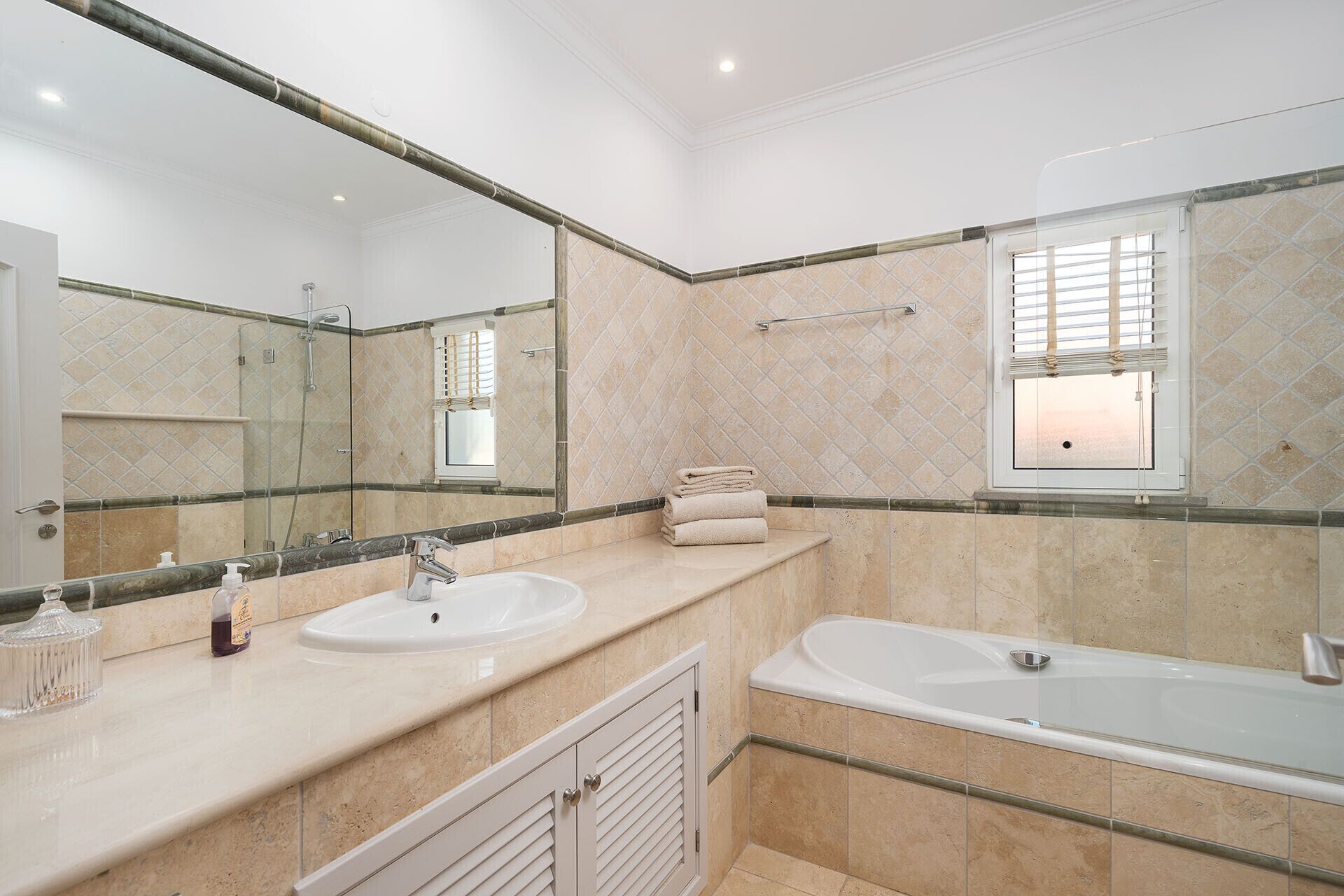 Badekar og håndklær