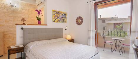 Superior Double Room | Premium bedding, memory foam beds, free minibar items