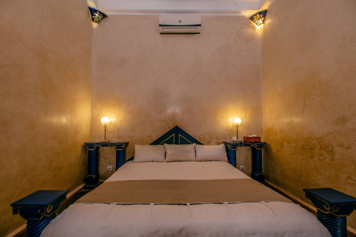 Traditional-Zimmer | Hochwertige Bettwaren, Daunenbettdecken