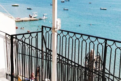 Apartment one breath from the sea in Tolo!!!5 meters from the sea,free sunbeds!!