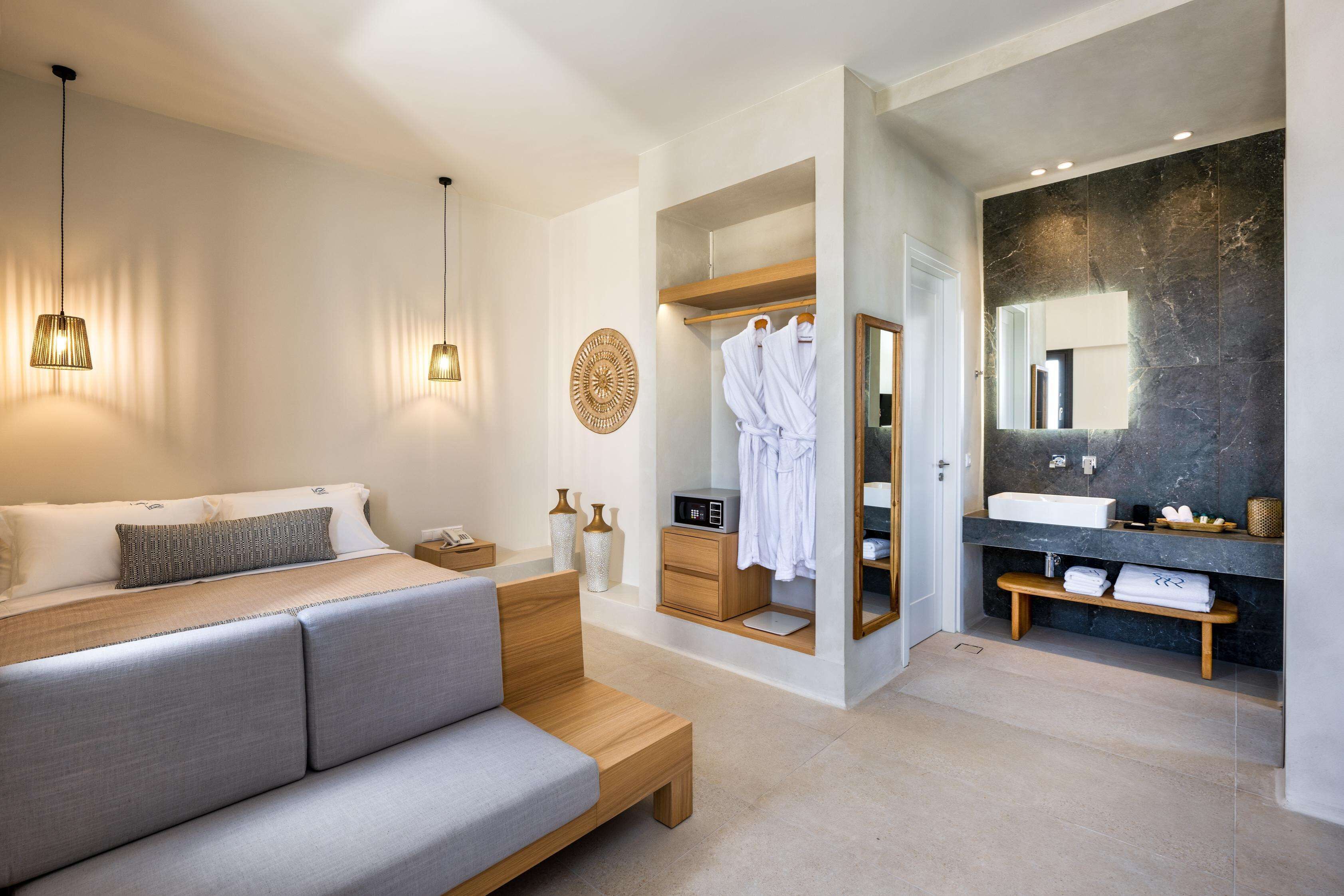 Egyptian cotton sheets, premium bedding, minibar, in-room safe