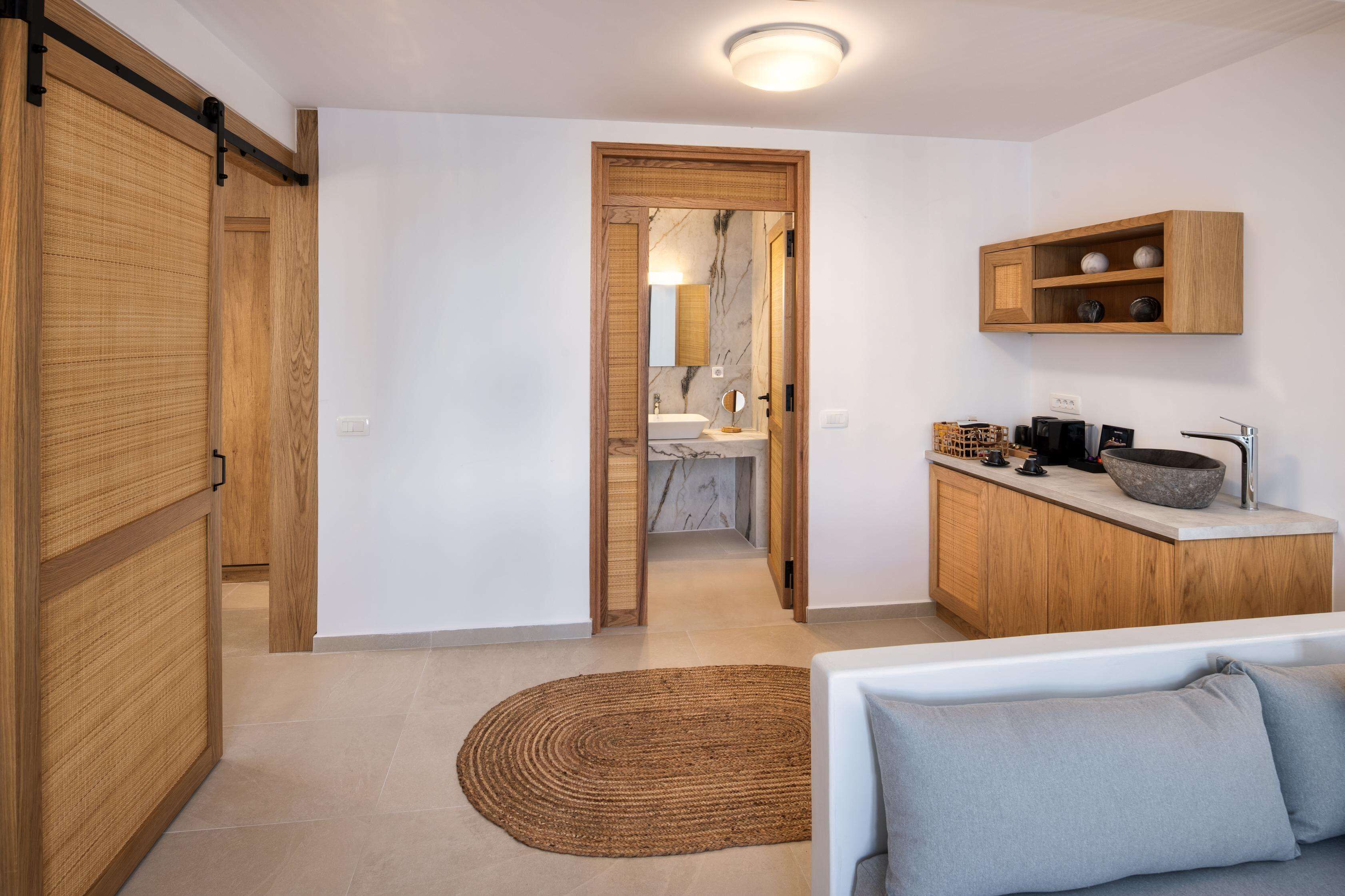Photo - Venus Sunrise Suites & Villas