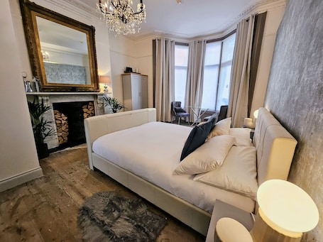 INNit Hotel - Marina House