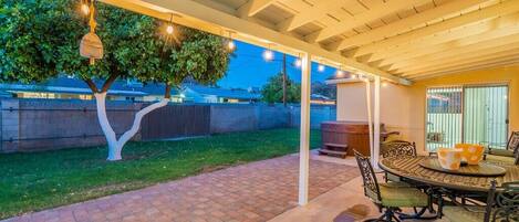 Outdoor dining