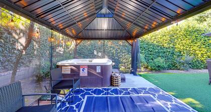Shores Villa - Spa, AC, Dream Backyard, Pet Friendly, Parking, Fire Pit & Massive Private Yard