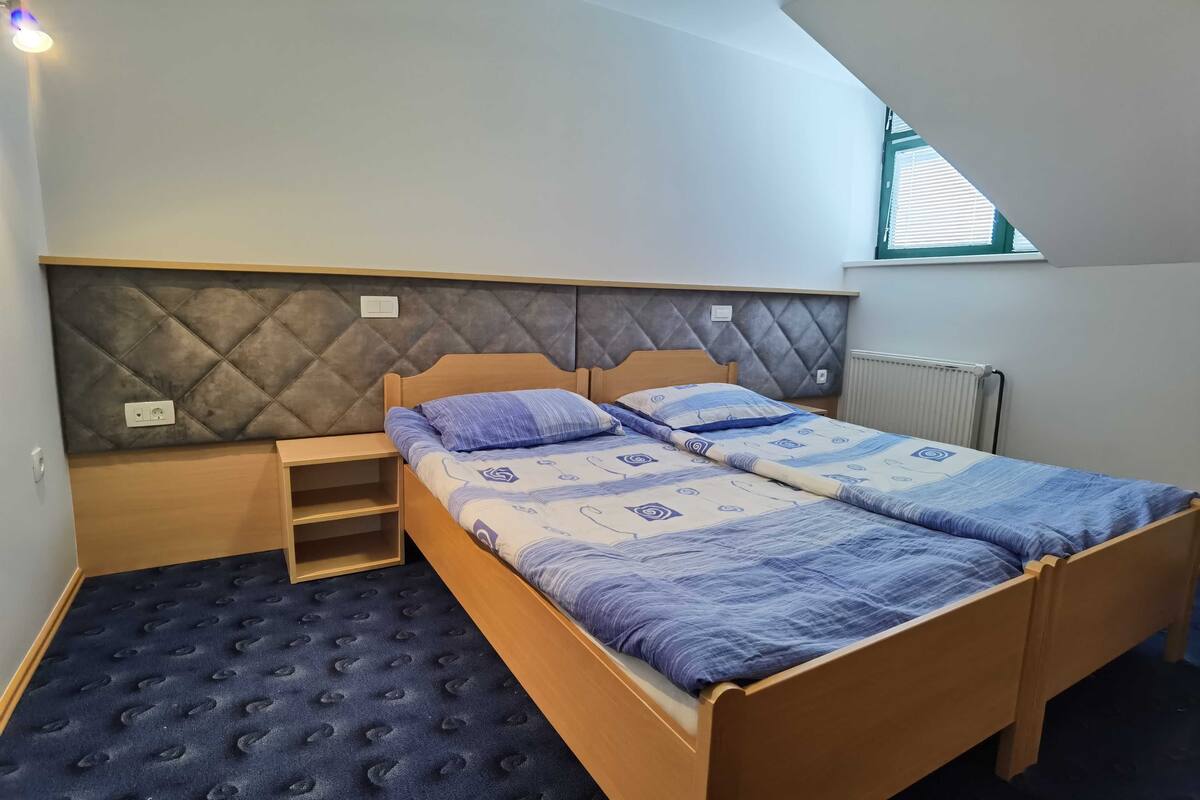Tweepersoonskamer (Economy double or twin room 20) | 11 slaapkamers